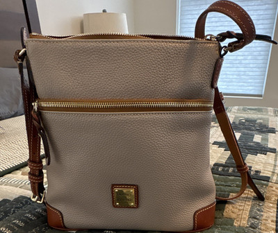 Dooney & Bourke Beige/Brown Crossbody Zip Detachable Strap Pockets Gold