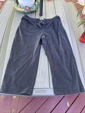 LL Bean Women Black Capri Pants Classic Fit Size 16