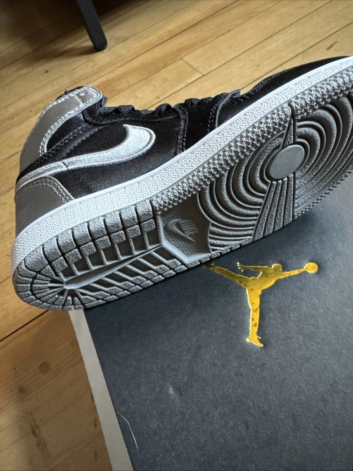 Nike Jordan 1 High OG Rebellionaire Negro/Blanco/Gris Talla 11 C Foto 3 de 4