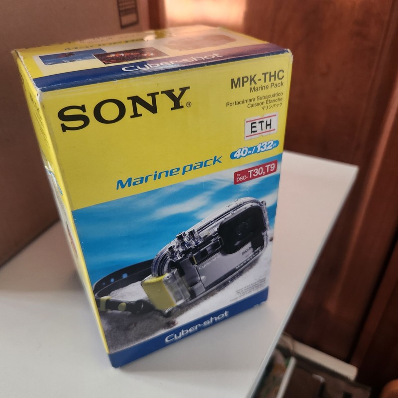 Sony Marine Pack New In Box, Cyber SHOT. See Details. 