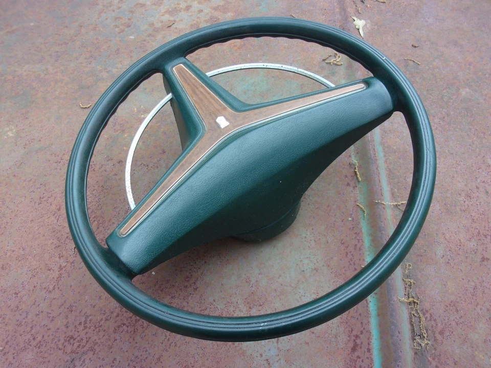 1974 1975 Chrysler Newport New Yorker 3 Spoke Steering Wheel Green OEM - Image 3 of 4