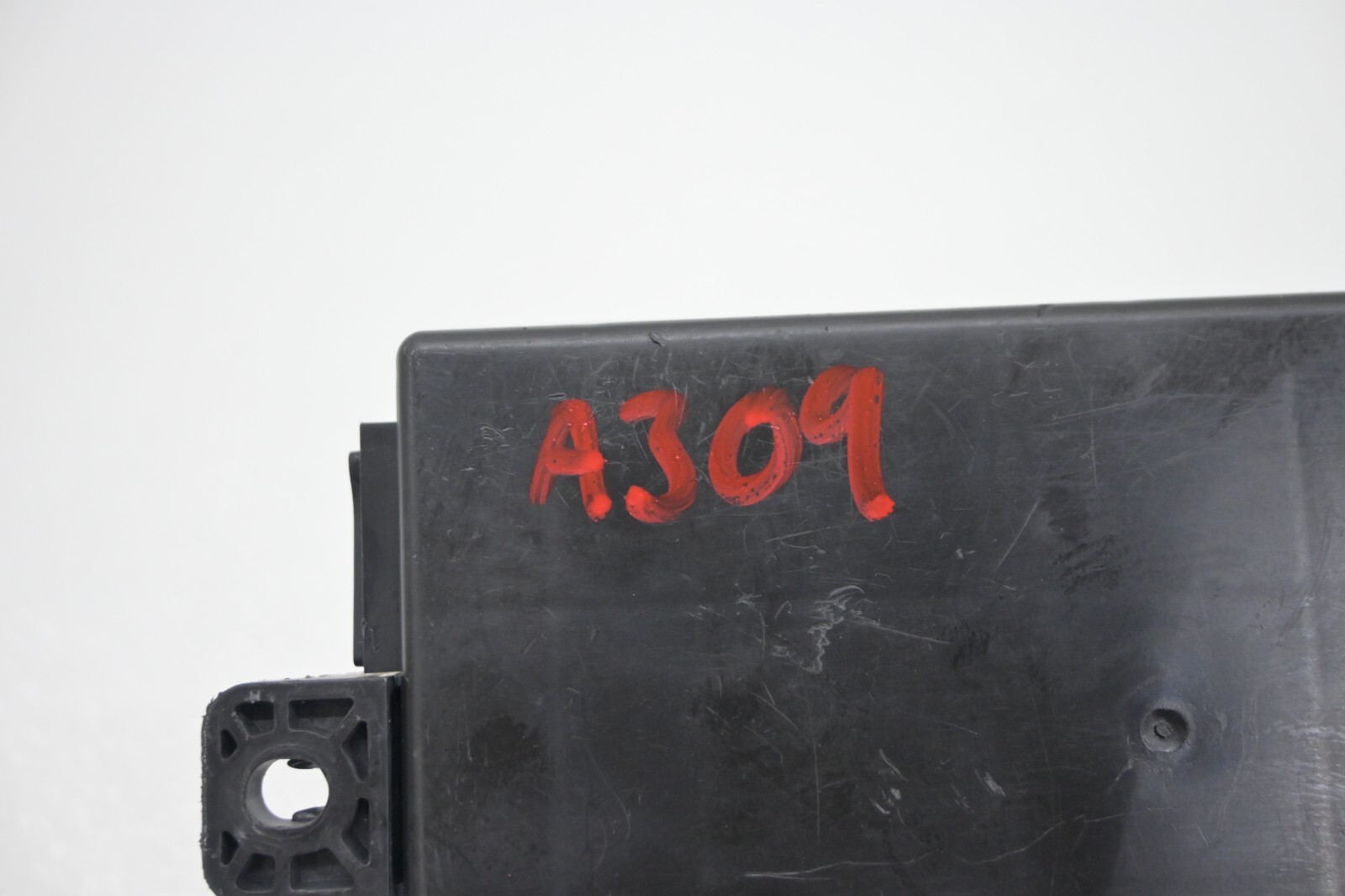 ⭐ 14-17 Maserati Ghibli Passive Keyless Entry ECU RF Hub Control Module Unit Oem