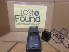 VINTAGE MOTOROLA ATLANTA OLYMPIC GAMES FLIP PHONE LIMITED EDITION W/ CHARGER