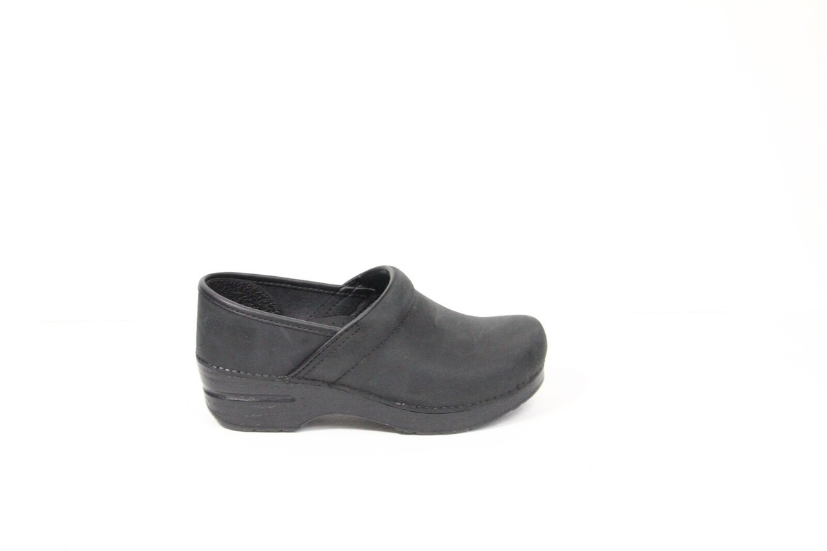 Dansko Professional Clogs 37 EU Black Oiled Leather Women Comfort 