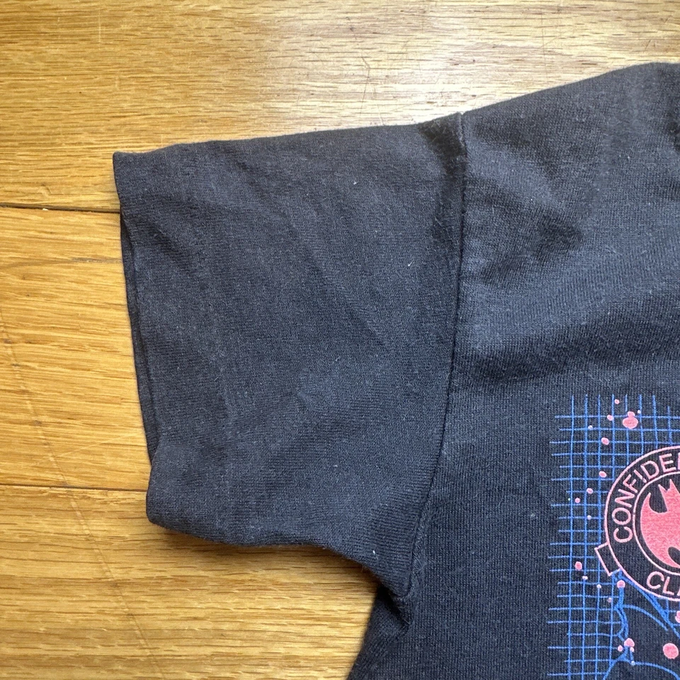 Kids Vintage 90s 1994 Batman Returns Bat Mobile Movie T-Shirt Youth Size 5/6 - Image 4 of 4