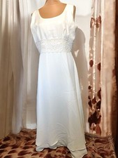VTG Ivory Bridal Gown Formal Dress Sleeveless Maxi Lined Layered At Hem