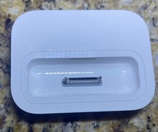 Apple Universal Dock Station iPod USB 30 Pin Model A1153 NEW