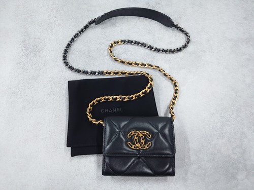 CHANEL ChainShoulder Bag black Shoulder Bag AUTHENTIC