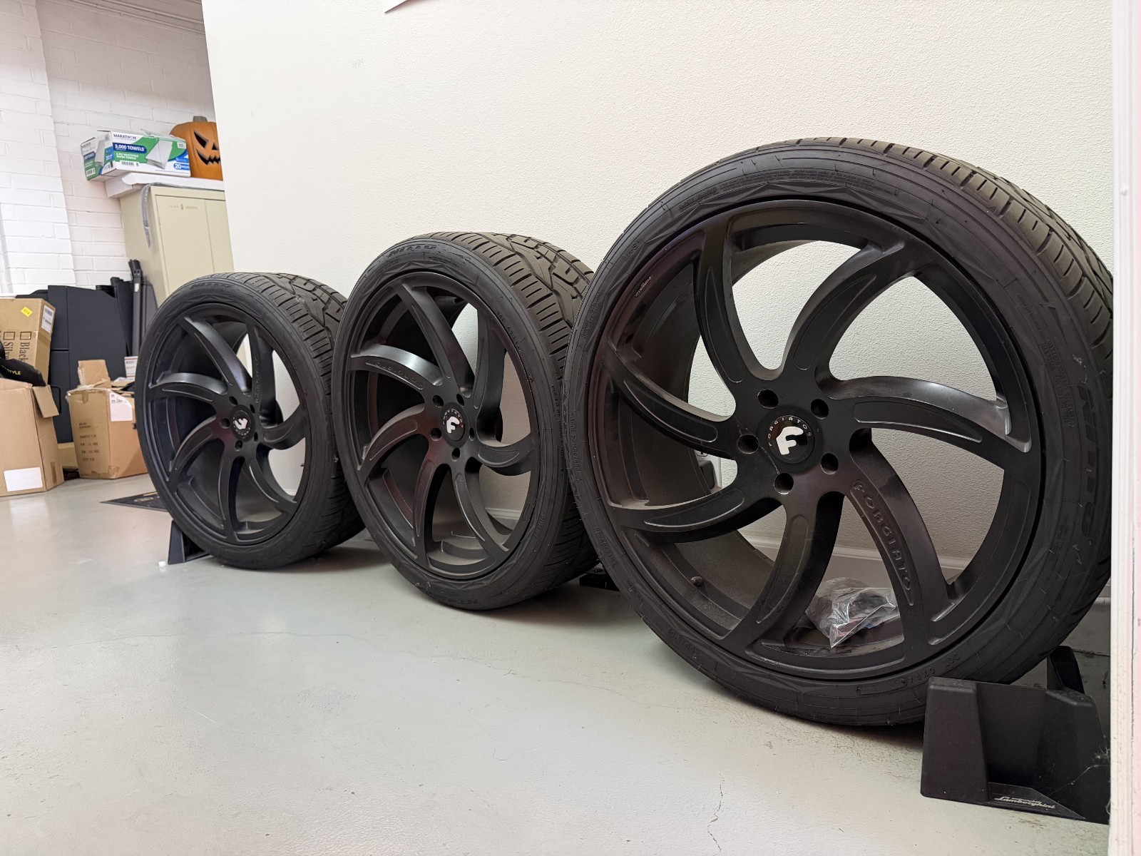 Forgiato 24” Wheels 285/35R24 Bentley Bentayga Set of 4