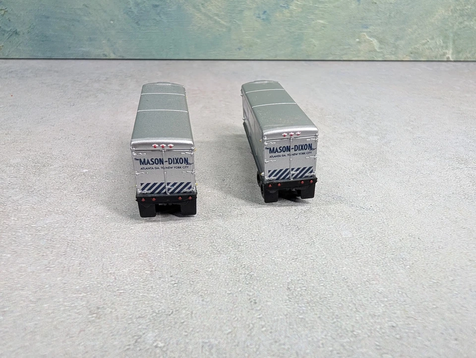 USED Classic Metal Works N Scale 32' Trailers Mason Dixon (2 pcs) - Image 4 of 4