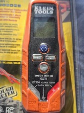 Klein Tools Digital AC/DC Voltage Continuity Tester ET250 SEALED NEVER USED.
