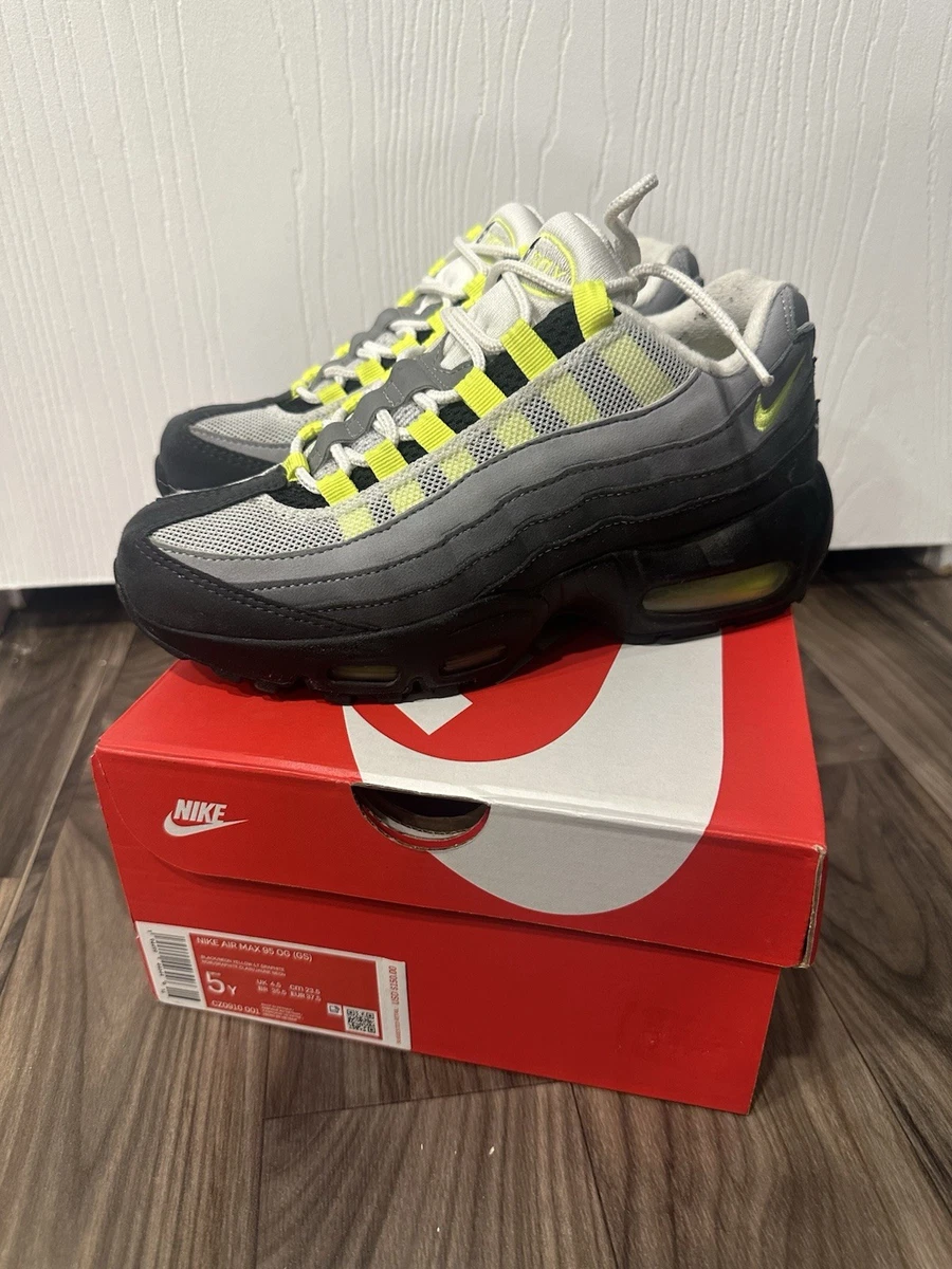 Preços baixos em Nike Air Max 95 OG 2020 Neon | eBay