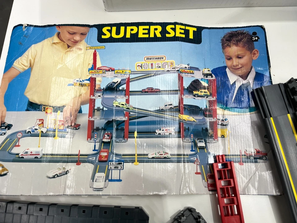 Vintage Matchbox Motorcity 500 Super Set Diecast Toy Car Playset Rare Incomplete - image 2 of 4