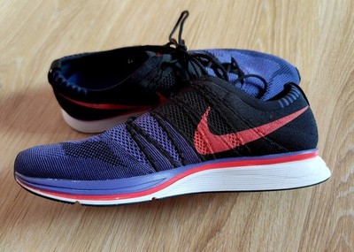 Buty Nike Flyknit Trainer w kolorze persian violet siren red i purple EU 46