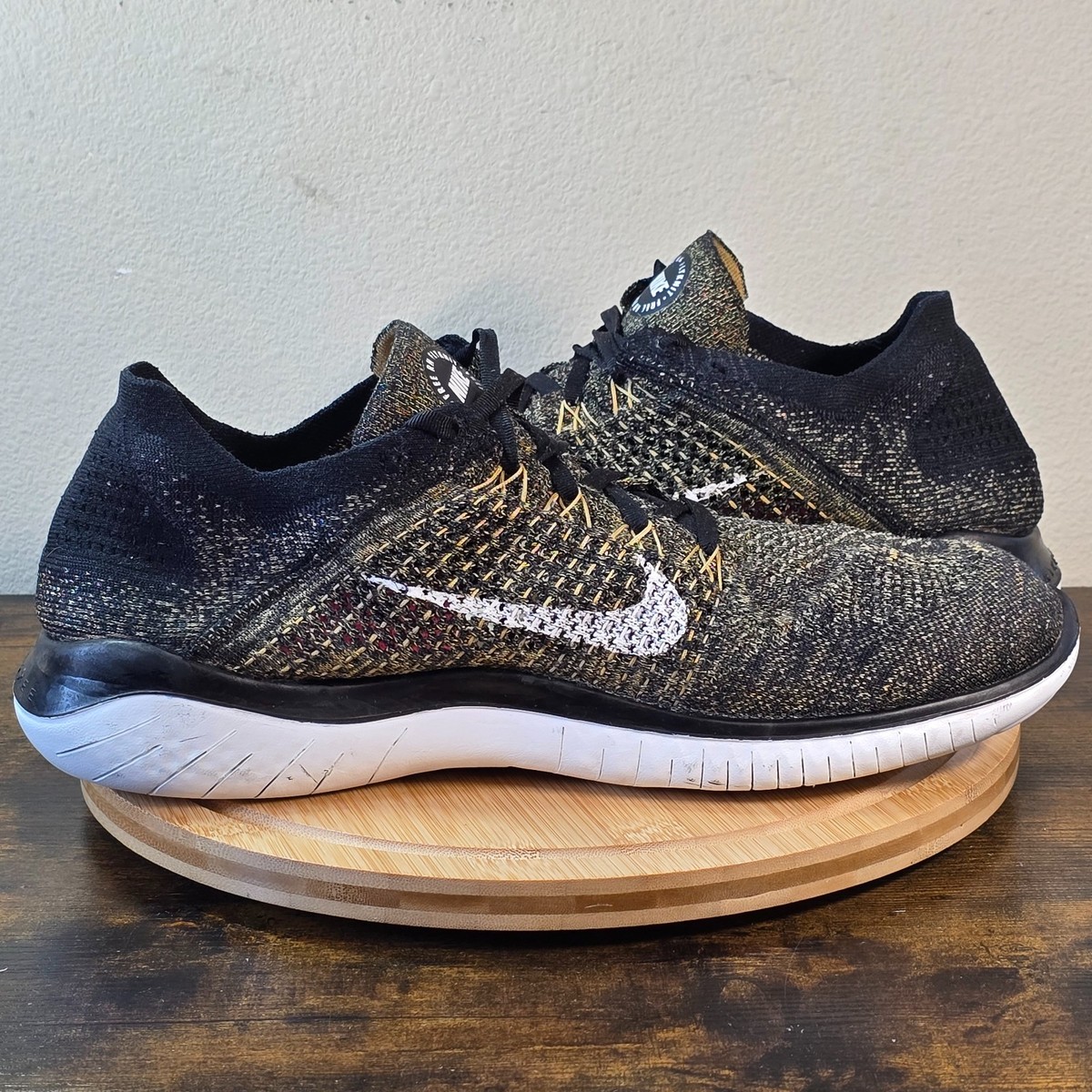 Nike Free RN Flyknit 2018 942838-005 Mens Size 8.5 Black Gold Running Shoes Used Nike Free RN Flyknit 2018 Mens Size 9 Black Gold Running  main image 2