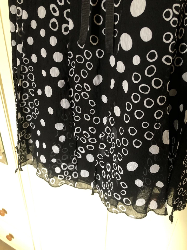 GERRY WEBER Rock Como Ladies Layered Skirt Size 12 Black Grey Crepe Chiffon NEW - Image 3 of 4