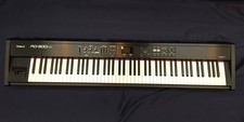 Roland Rd 300nx Digital Piano Complete Home Bundle For Sale Online Ebay