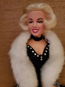 spotlight splendor marilyn