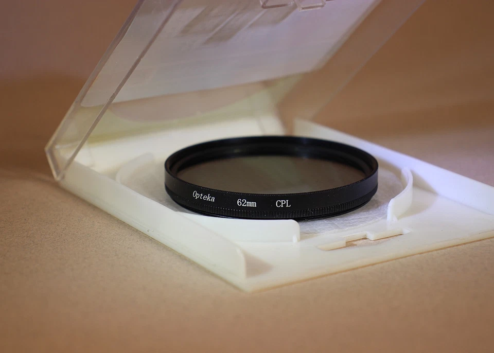 Opteka Digital Multi Coated Circular Polarizer (CPL) 62mm Filter - Image 3 of 4