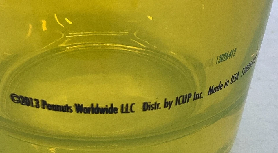 Tazas de vidrio raras de cacahuetes Snoopy Charlie Brown Zig Zag amarillo 16 OZ Icup 2013 Foto 3 de 4