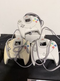 Sega Dreamcast With 11 Games, 3 Controllers, And Memory Cards