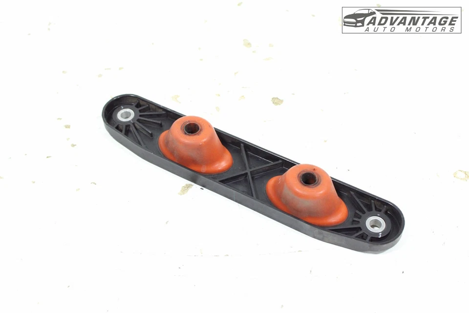 VOLKSWAGEN PASSAT 2012-2022 TUBO DE ESCAPE DELANTERO MONTAJE SOPORTE OEM Foto 2 de 4