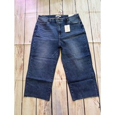 Zenana Womens Wide Leg Crop Jeans Medium Wash Raw Hem Denim Size 36 NEW