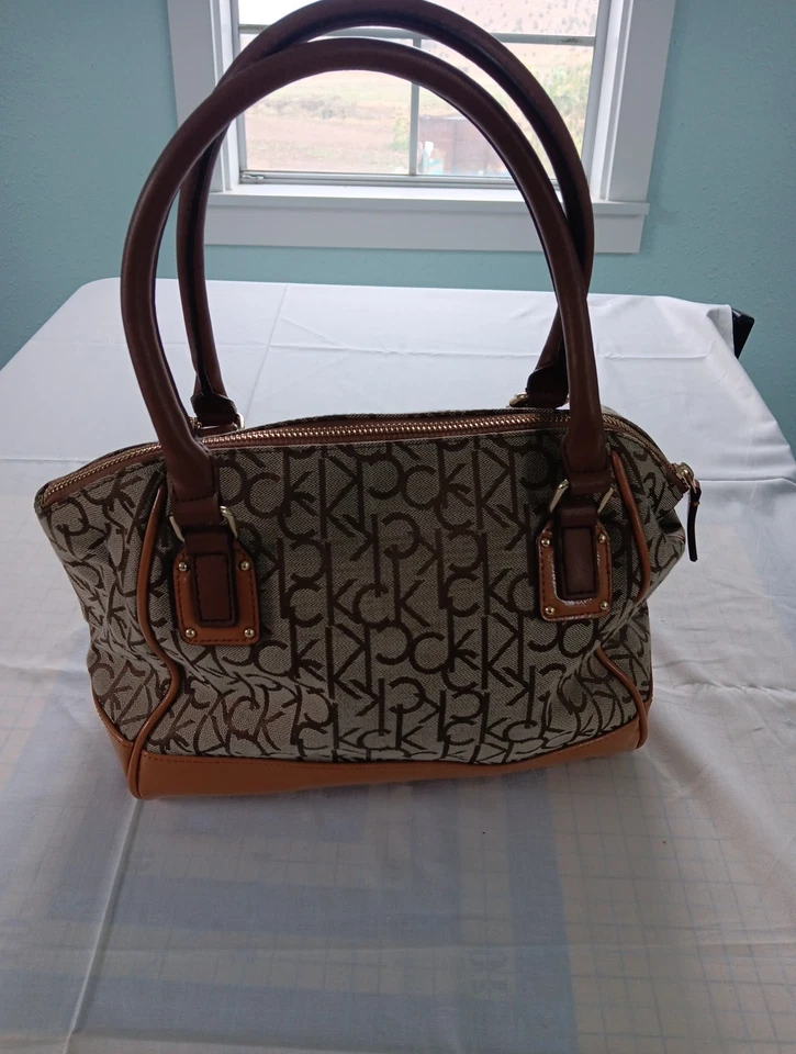 Calvin Klein Medium Satchel Handbag Purse - Image 2 of 4
