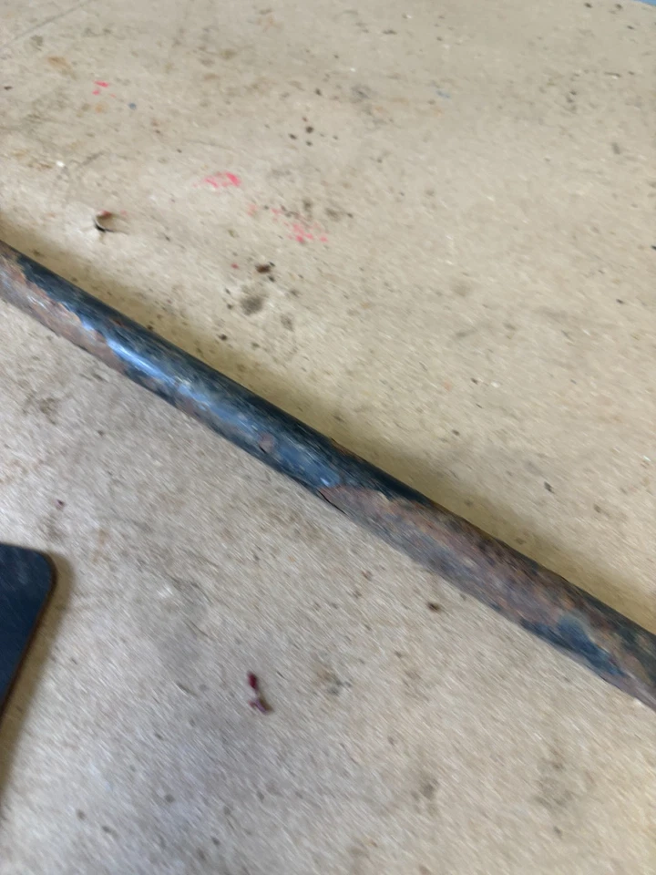 1981 85 86 88 1991 CHEVROLET GMC 3500 K30 C30 HEAVY DUTY TIRE IRON 1 3/4 TON OEM - Image 3 of 4