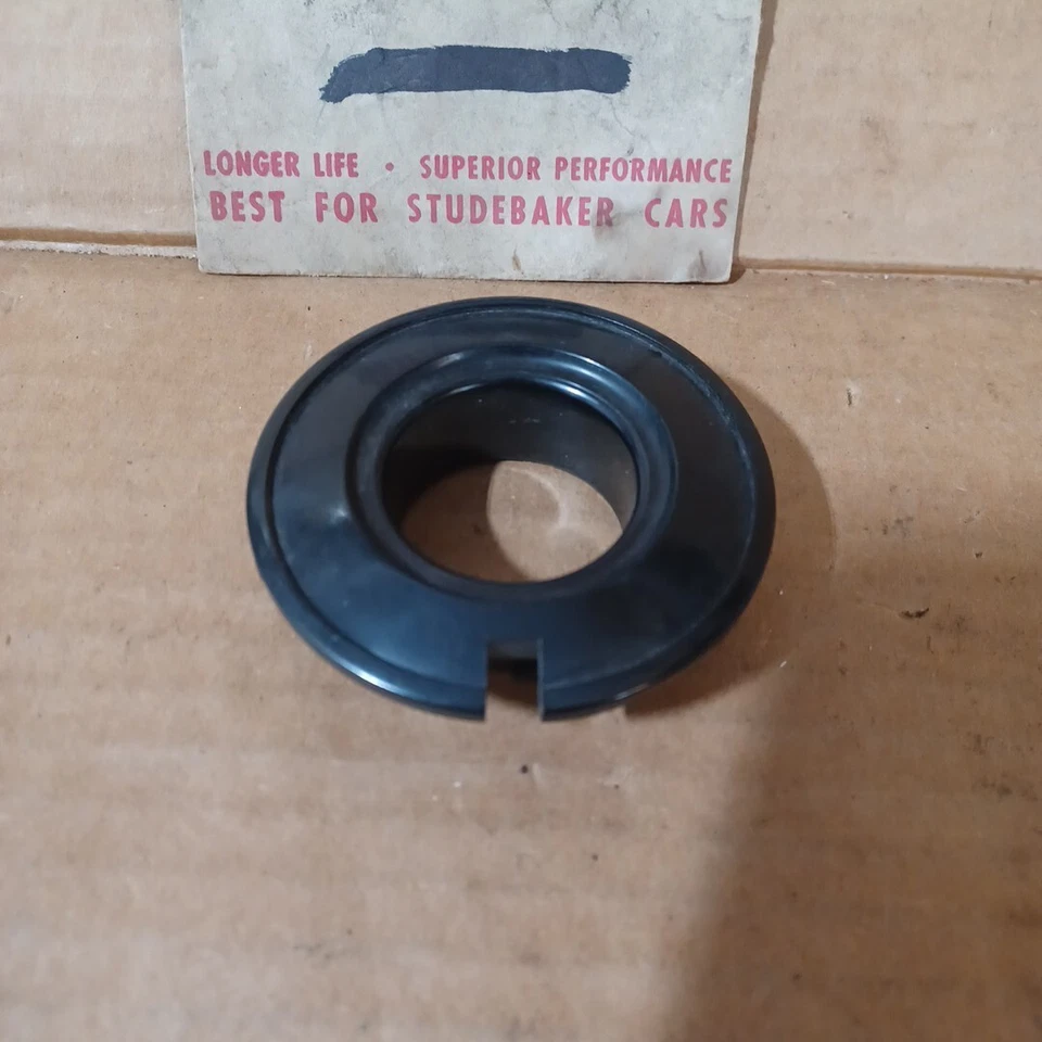 1951-1956 Studebaker Champion y 1956 Commander Horn pulsador NOS 520395 Foto 2 de 4