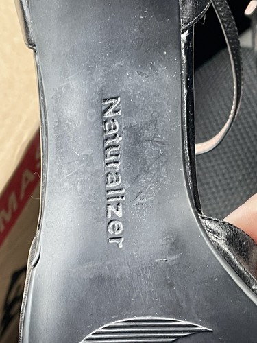 NATURALIZER ANNIKA 9.5 M Women’s dress shoes heels black leather 825N68 buckle - Picture 8 of 9