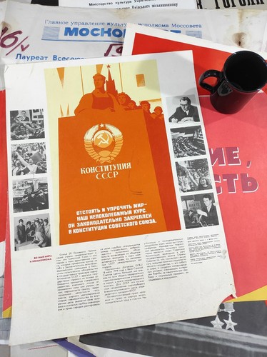Carteles y recortes soviéticos en mal estado, paquete efímero - Imagen 5 de 13