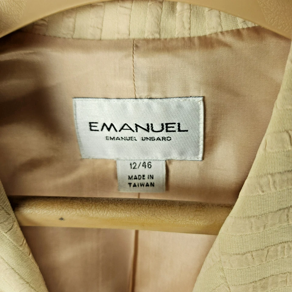 Blazer ligero crema Emanual Ungaro talla 12 Foto 2 de 4