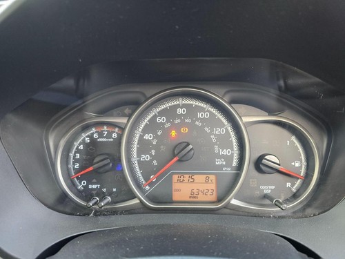 2015 Toyota Yaris 1.33 Dual VVT-i Icon Euro 5 5dr Euro 5 - Picture 22 of 24
