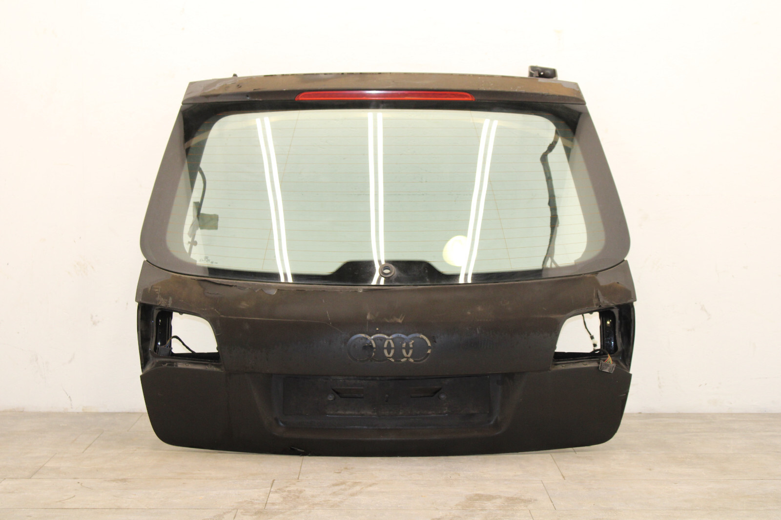 Audi A6 4F Avant Heckklappe Heckscheibe Tailgate Kofferraumdeckel 