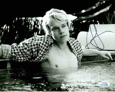 Alfie Allen Game of Thrones Sexy Autographed Signed 8x10 Photo ACOA #1