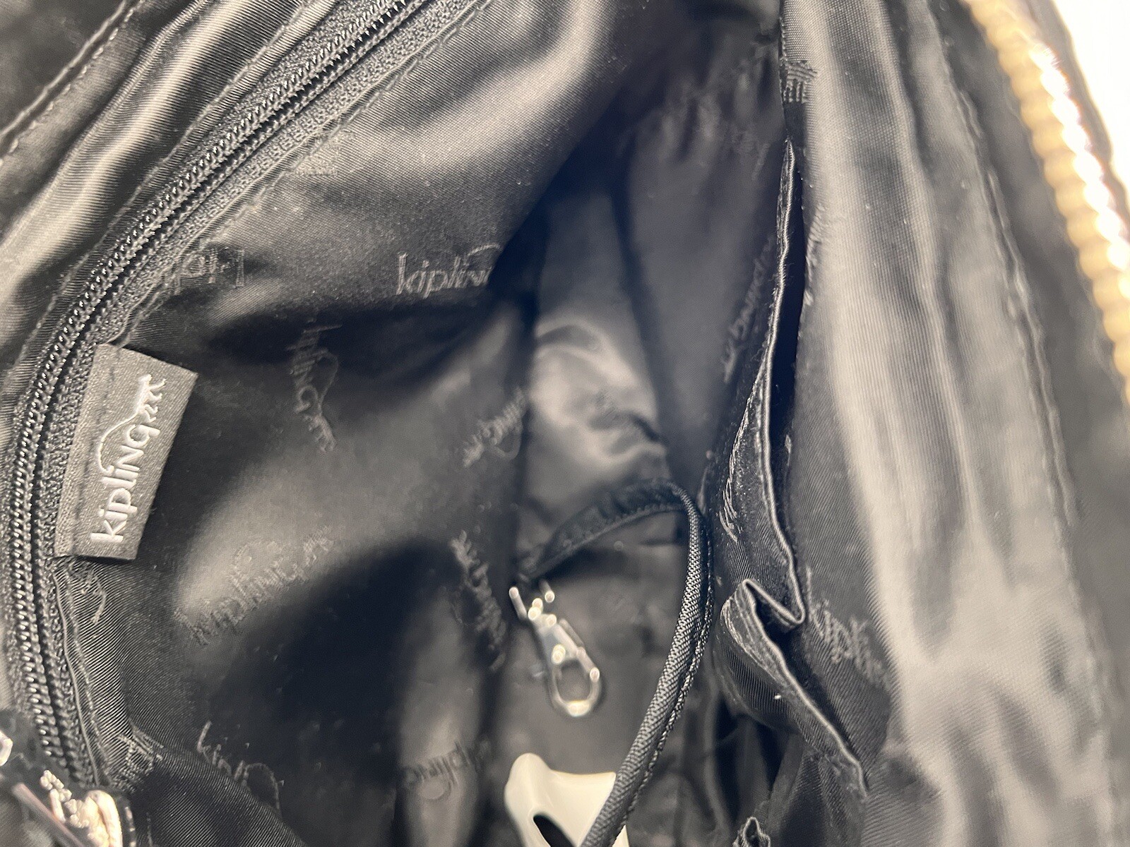 Kipling Black Crossbody Adjustable Strap & Should… - image 10