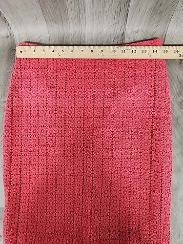 Ann Taylor Women’s Pencil Skirt Size 4 Pink-Coral Embroidered Floral Lace - Picture 9 of 10