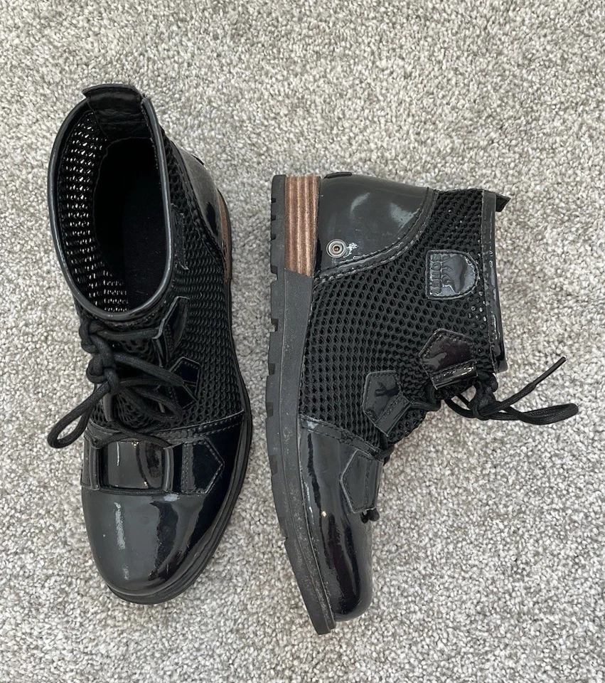 Sorel Major Women’s Ankle Combat Boots Size 7.5 Black Mesh Patent Leather Witchy - Image 2 of 4