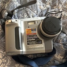 Sony Mavica Compact Digital Camera 1.5MP 4x Optical Zoom 10x Digital USB 2in