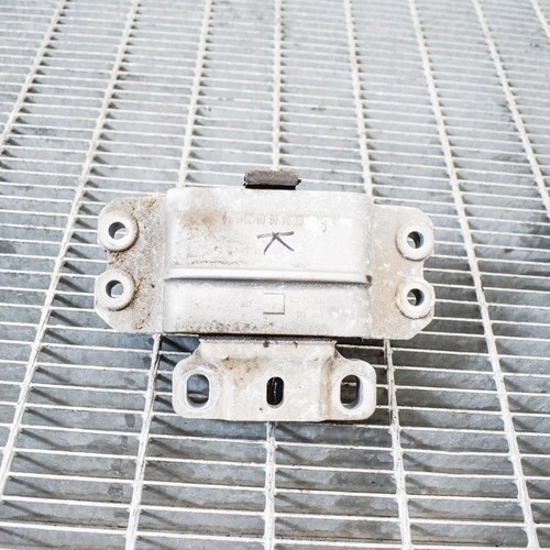 VOLKSWAGEN GOLF Linke Seite Motorhalterung MK6 1.4 Benzin 59kw 1K0199555L 2011