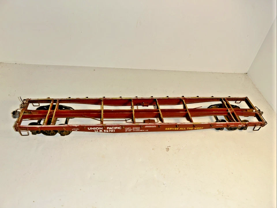 1 pr. Classic 52'6" Lobaugh Brass U.P. Flat Car---Original---Needs Some Work - Image 2 of 4