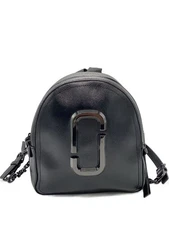 MARC JACOBS Backpack Leather BLK Pack Shot Scratch on hardware M0014988