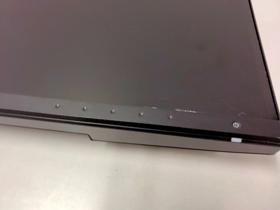 HP z27n 27" QHD IPS LED Monitor, 2560x1440, No Stand w/ cables - Image 2 of 4