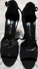 Via Spiga Women s Black Ankle Strap Open Toe Buckle Synthetic Block Heel 7M