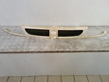 Calandre Seat INCA
