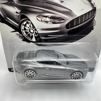 Hot Wheels 007 Casino Royale Aston Martin DBS Silver 1:64 Scale #1