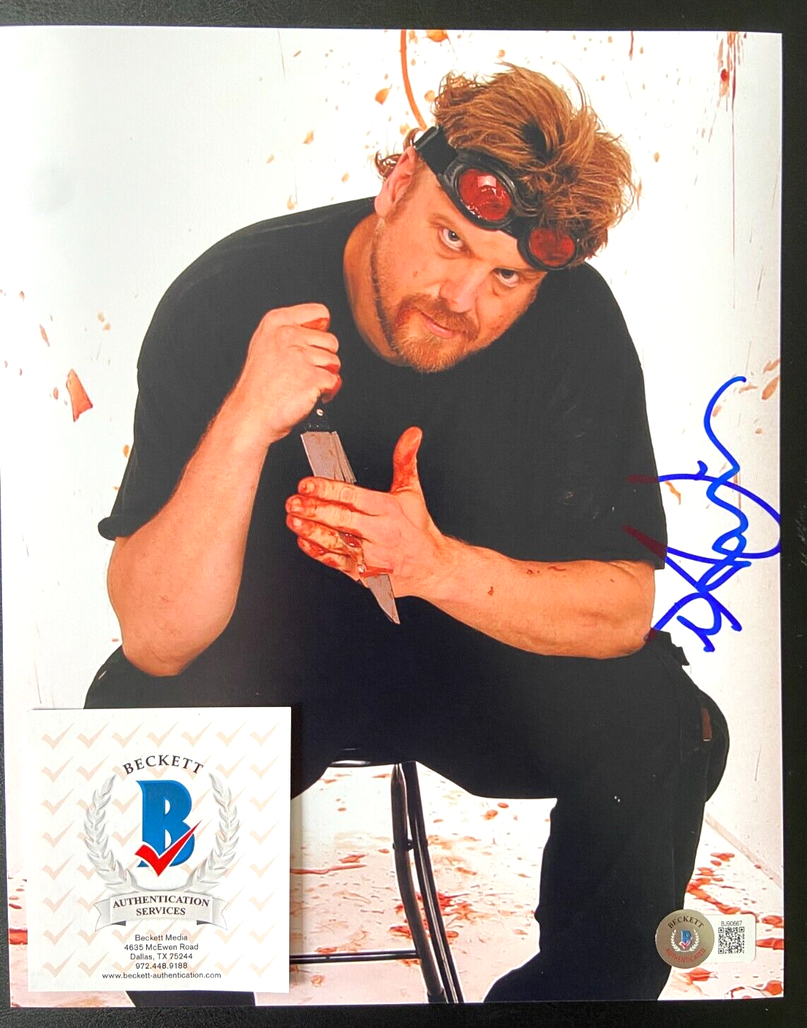 AMAZING JOHNATHAN SZELES SIGNED 8X10 PHOTO COMEDIAN DOCUMENTARY LAS VEGAS BAS A 
