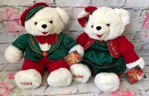 boy and girl teddy bears