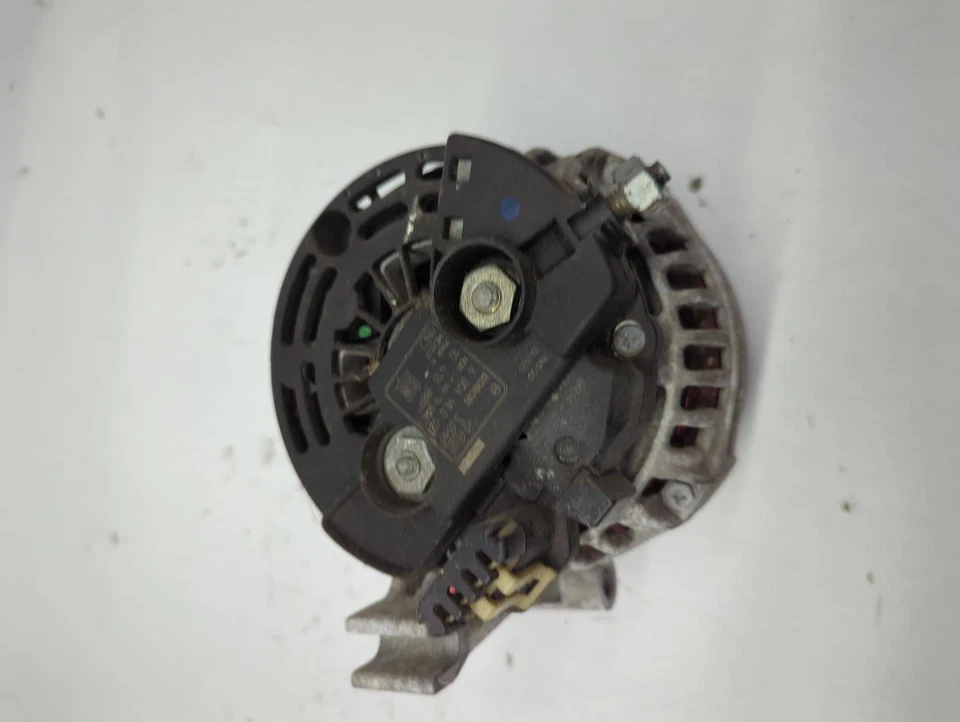1999 CHEVROLET VENTURE Alternator 125 amp OEM 99 00 01 - Image 2 of 4